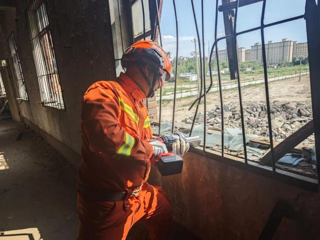 强化装备操作使用能力锻造应急救援“尖刀力量”(图7)