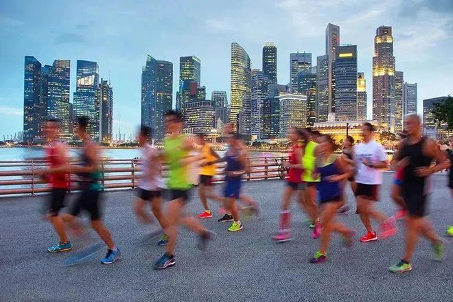 50岁跑步太晚了？在跑步圈里年龄真的不算事……(图3)