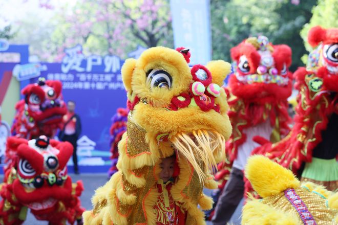 2024年第十届广州户外运动节舞龙舞狮公开赛圆满举办(图4)