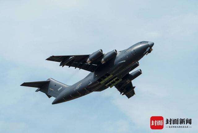 空、陆、海多款装备亮相中国航展训练｜图集(图4)