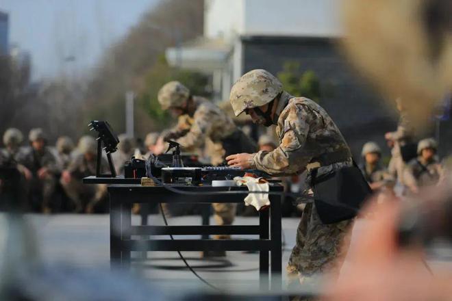 新年开训信息支援部队厉兵秣马锻造打赢铁拳(图3)