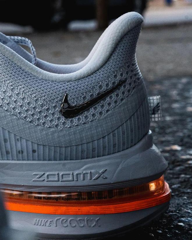 配置诱人！这双Nike跑鞋把能给的都给足了(图5)