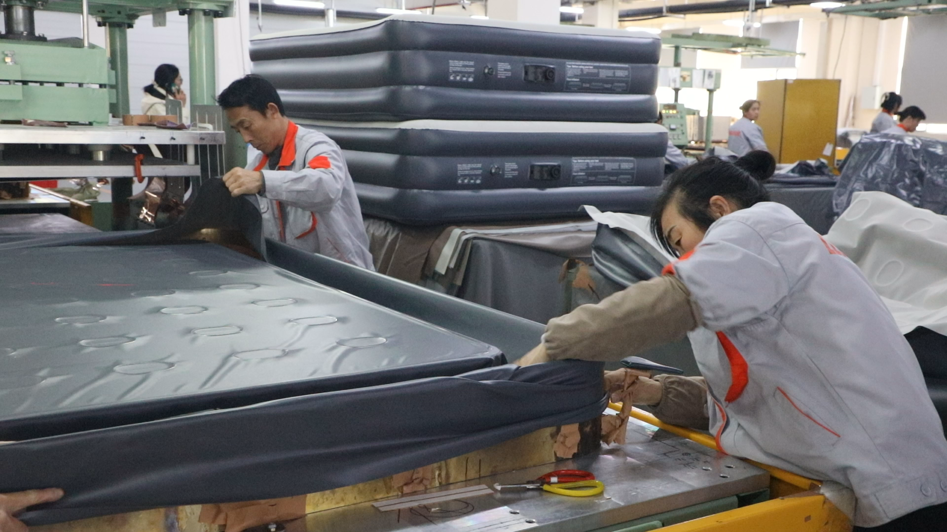 秉持“质量为先”乐高美户外用品扬帆海外(图2)