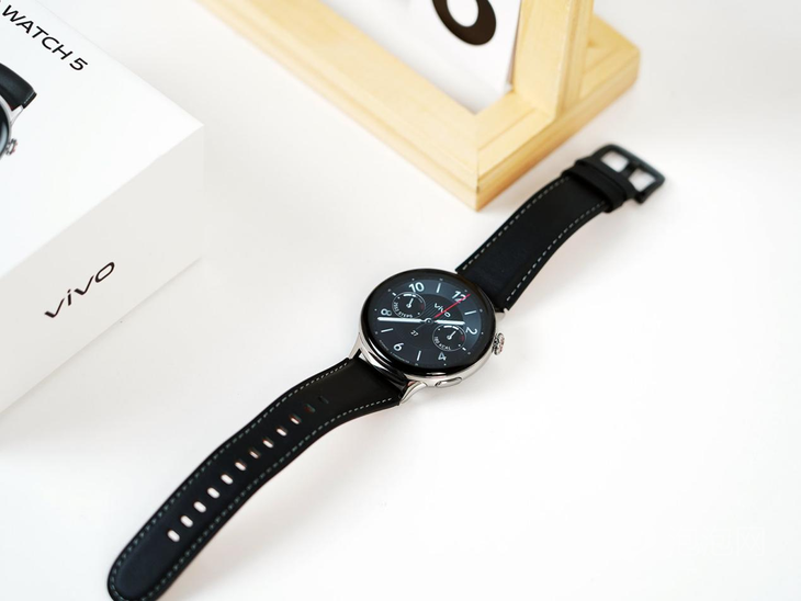 科学跑步新装备vivoWATCH5评测(图2)