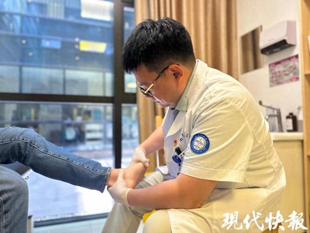五一期间超10场马拉松开赛医院“马拉松门诊”助力跑者(图1)