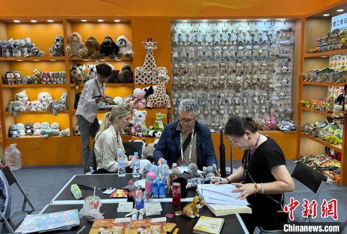 广交会观察：中国玩具出口企业多元突围展现韧性与活力(图1)