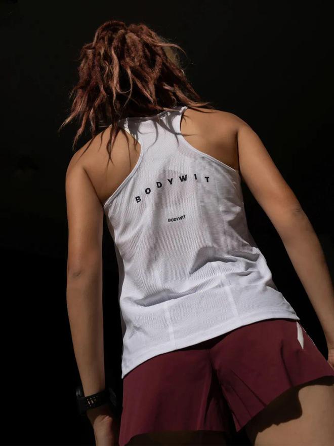 【轻盈舒适专为运动而生】BODYWITPRO女拉松背心解锁自由呼吸感助你跑出每一步精彩(图4)