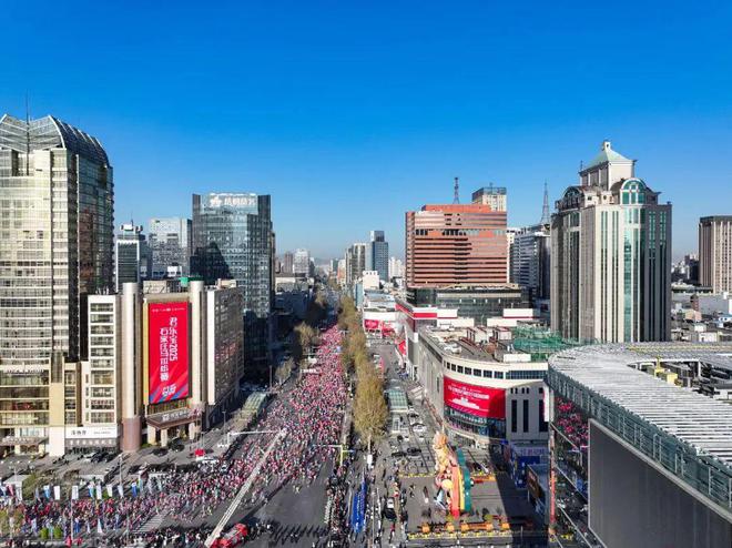 一场马拉松让城市名片“跑”起来(图2)