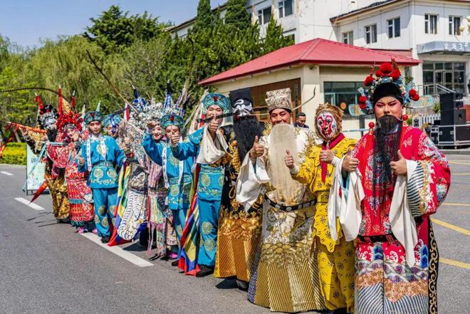 一场马拉松让城市名片“跑”起来(图8)