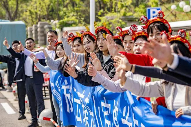 一场马拉松让城市名片“跑”起来(图6)