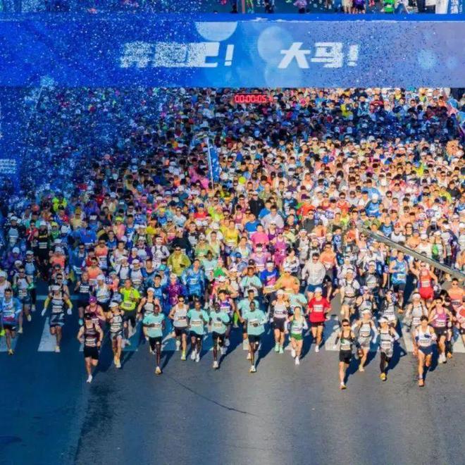 2025大连马拉松：城市与跑者的激情碰撞！(图1)