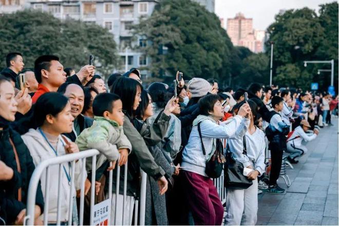 水果自由升级赛事更懂你｜广西北部湾银行·2025南宁马拉松报名开启(图11)