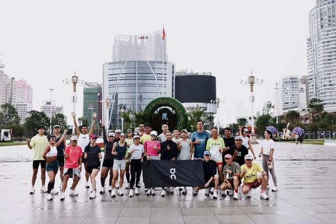 春城新地标！On昂跑云南首店空降昆明恒隆广场！(图11)