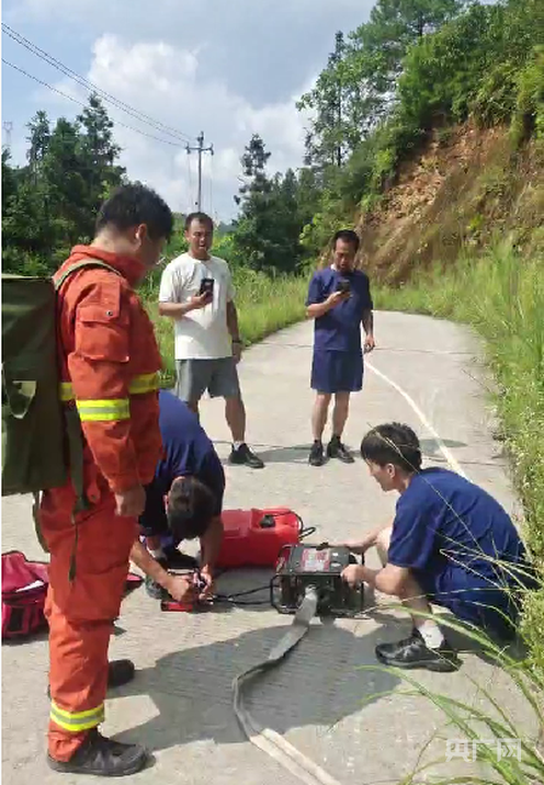 湖南蓝山：锻造应急救援“装备尖兵”(图1)