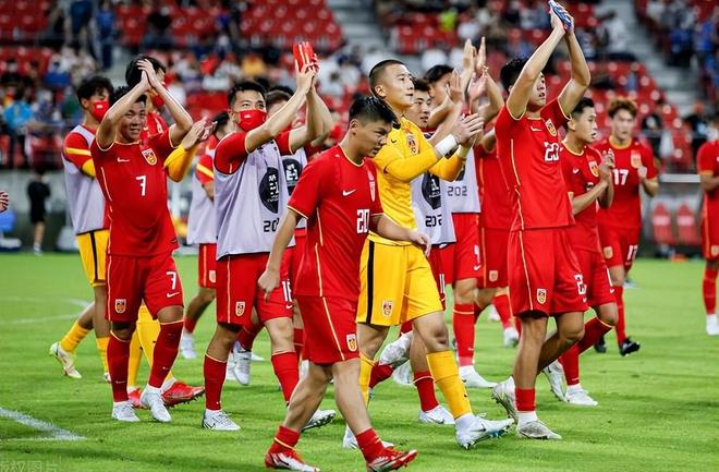 中国门将在奥乙联赛刚踢主力俱乐部就降级球迷建议他去法甲(图4)