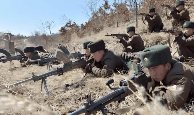 这一仗打出东亚人威风！北约雇佣军都挡不住：朝军1周夺取4个地区(图1)