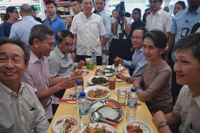 新加坡城会玩！“食阁外交”搞定法国总统、多国政要和商业大佬(图9)