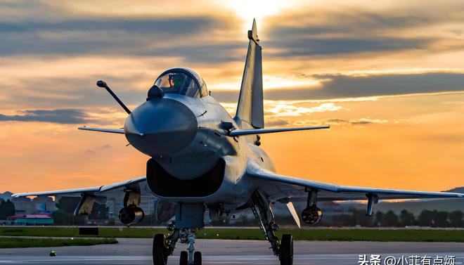 中国军事力量展示美国政客担忧美军90%战机可能被摧毁(图20)