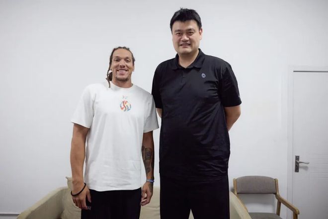 阿隆·戈登亚洲行收官361°展开品牌出海新叙事(图1)