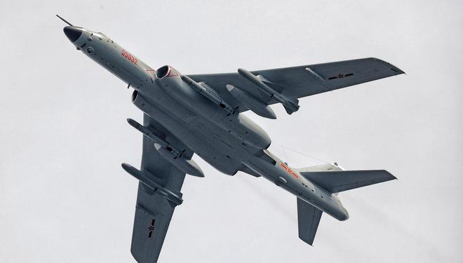 轰-6终于能打到美国了！惊雷-1导弹有重大战略价值(图2)