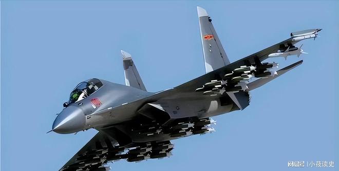中国歼16到底有多强？俄罗斯“限制”出口美国称其“最强侧卫”(图5)