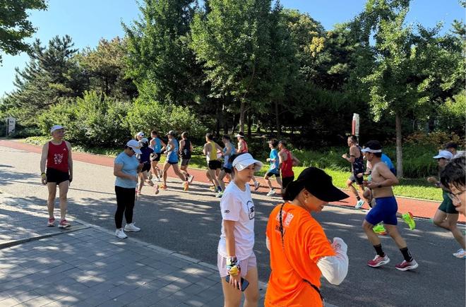 跑步市场细分升级滔搏布局“押宝”多品店(图1)