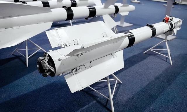 全球炮弹技术大比拼美国导弹新技术来袭弹翼灵活调整飞行路径(图8)