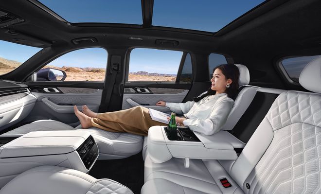 彩电+大沙发碾压合资SUV2026款领克09限时1988万元起(图3)