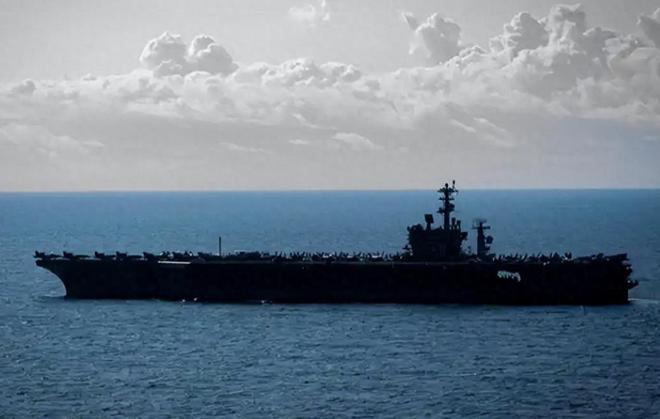 美军在南海损失惨重2架战机接连坠海在中国家门口颜面扫地(图14)