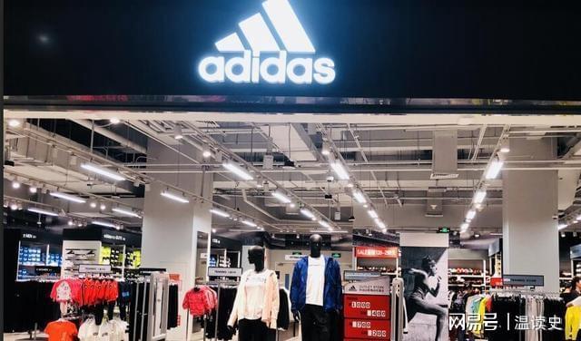 含绒70%敢卖800！阿迪找雪中飞代工被骂惨年轻人为啥还抢着买？(图10)