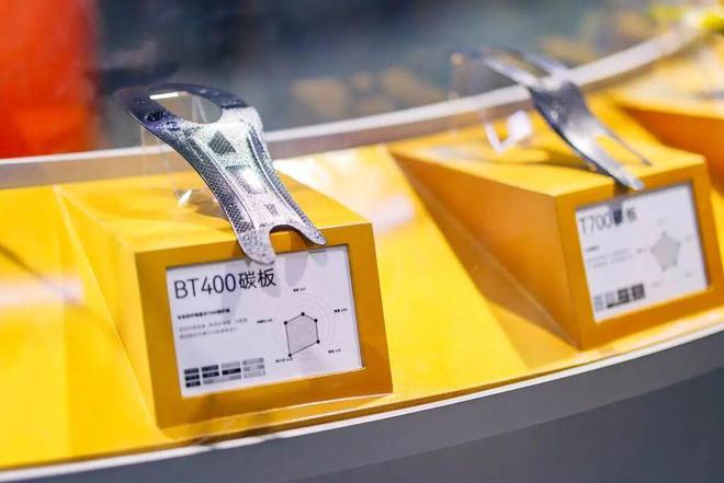 如何承接跑者真实需求?特步的答案藏在跑过的旧鞋里大公司(图8)