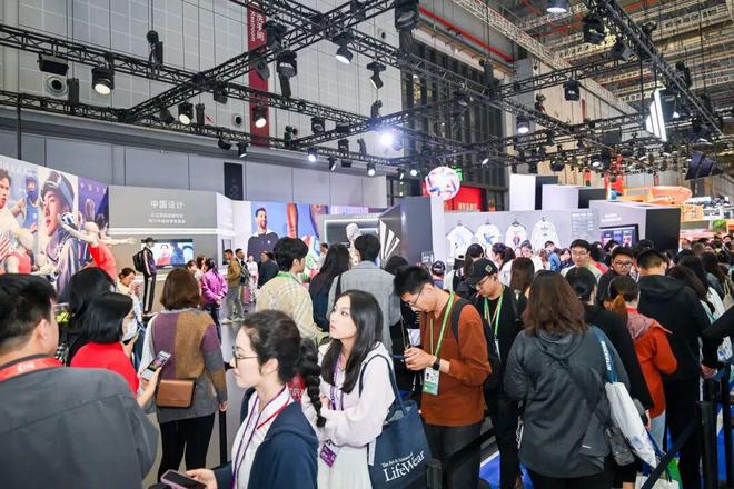 世界杯球衣中国首秀！(图8)