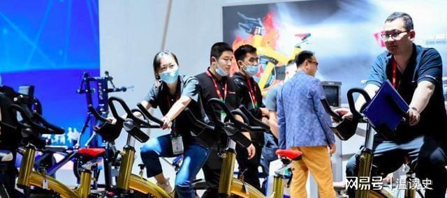 7万亿体育红利狂砸健身房却倒闭一半？新风口在你家！(图1)