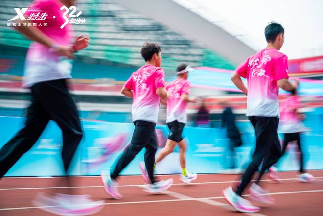 328%!特步连续三年蝉联北马穿着率榜首(图5)