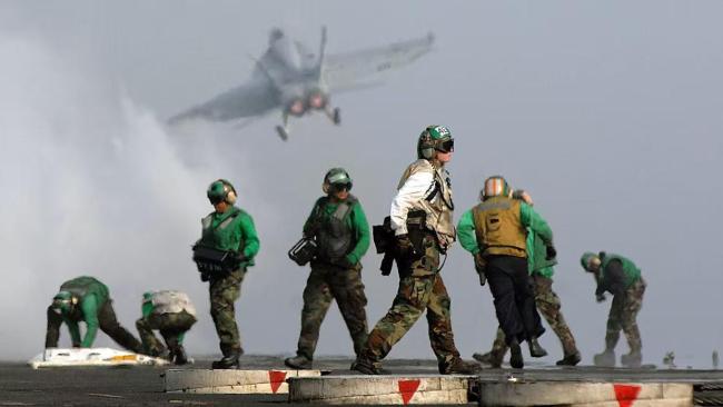 美巡洋舰红海误击友机细节曝光连续误击两架友机(图1)