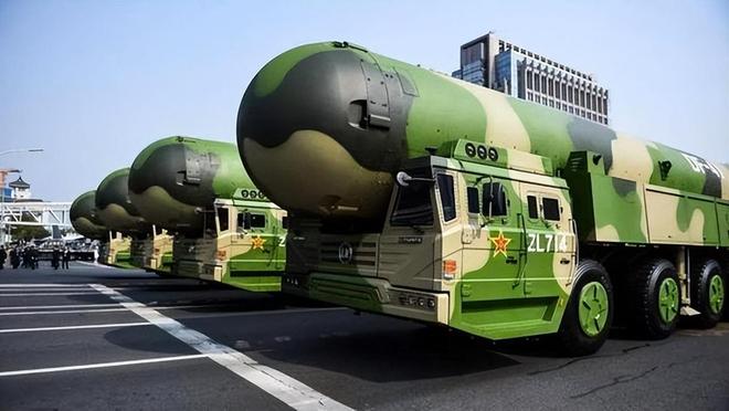 美方提醒：如果双方谈不拢中国的武器装备可能会去美国大门口(图3)