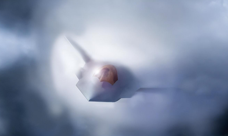 2025军势｜空军武器发展：六代机竞争白热化无人空战时代来临