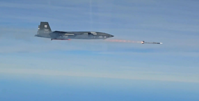 2025军势｜空军武器发展：六代机竞争白热化无人空战时代来临(图4)