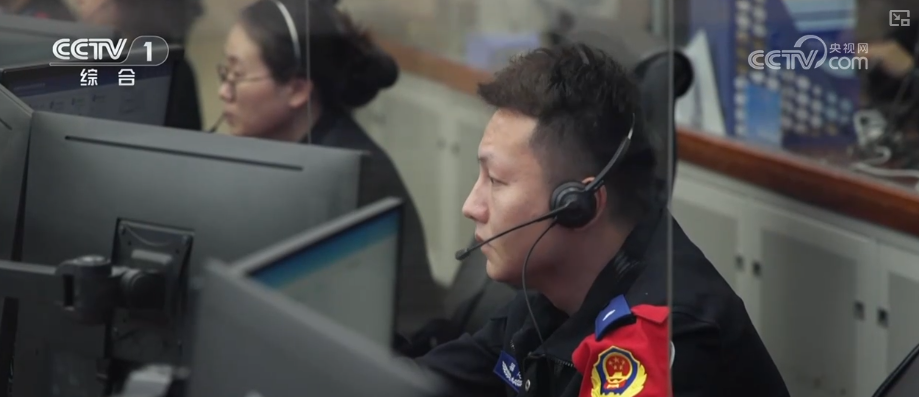 从看得见的守护到隐秘处的坚守他们用责任担当书写“人民警察为人民”庄严承诺(图1)