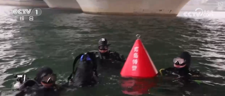 从看得见的守护到隐秘处的坚守他们用责任担当书写“人民警察为人民”庄严承诺(图14)