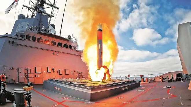 美军F-18战斗机遭自家导弹击落飞行员称看到了“人生走马灯”(图21)