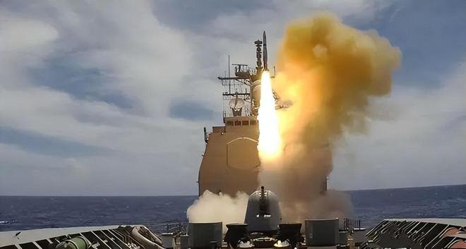 美军F-18战斗机遭自家导弹击落飞行员称看到了“人生走马灯”(图18)