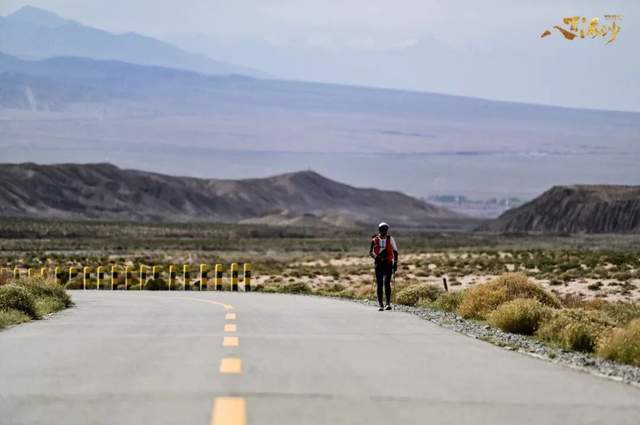 中国最野女人:穿最短旗袍涂精致口红完成330公里巨人之旅夺冠(图6)