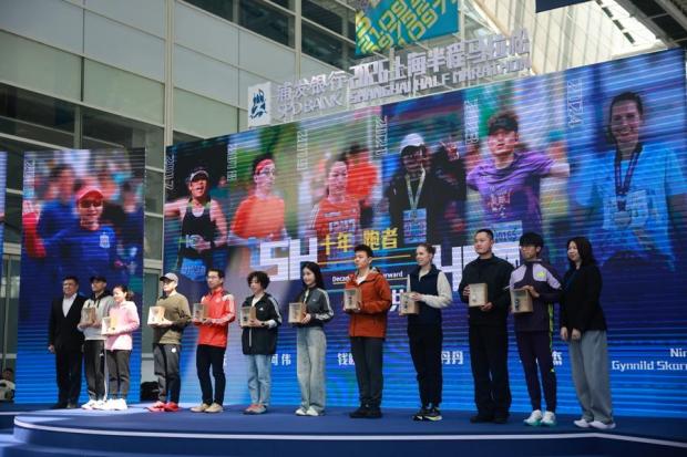 上海喜迎“超级体育周末“：不只是一场场运动赛事更是一个个亿级消费场景！(图8)