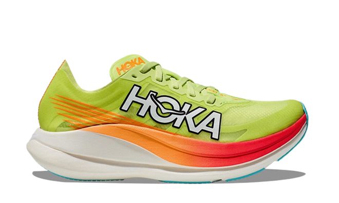 2024年最佳马拉松距离跑鞋：除了Nike Alphafly3这几双也不妨一试(图2)